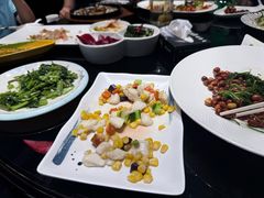 -南京金牛湖巨碗鱼头