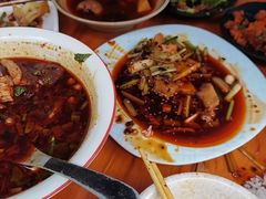 -朱大嘴肥肠血旺(福字街店)
