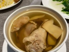 松茸鸡汤-鼎泰丰(国贸商城店)