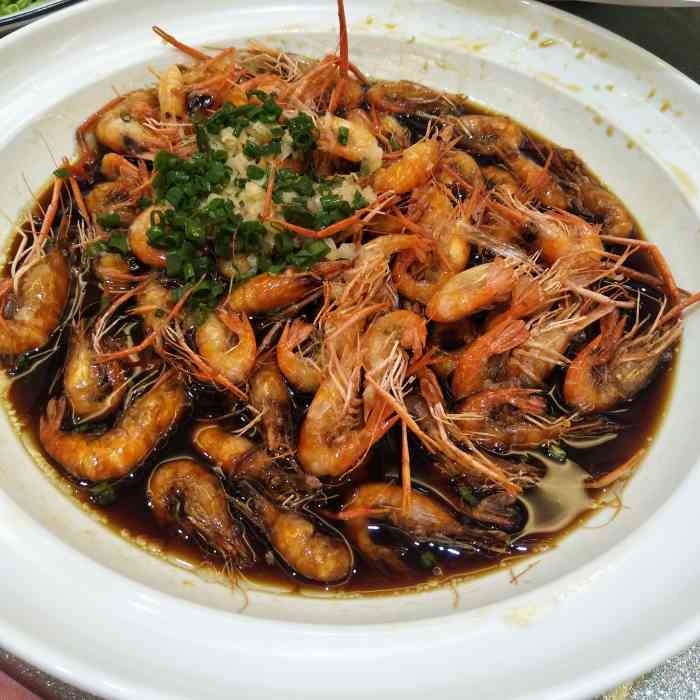 浒通大酒店(润元路元和店)-"环境,服务到位,非常满意,菜的味道很好.