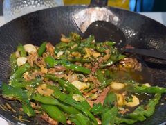 -费大厨辣椒炒肉(黄兴中心广场店)