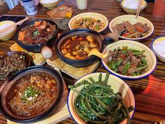 -山城欢现炒食堂(上海城店)