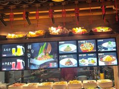 -头上红煨盐鸡·非遗院子餐厅
