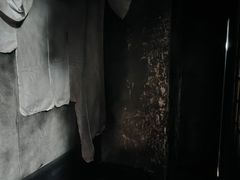 -荒岛实景沉浸密室(江汉路1店)