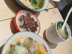 -小杨生煎(浦江欢乐颂店)