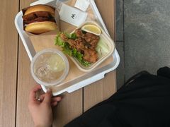 -M Stand(南京新街口金鹰店)
