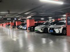 -中山公园-龙之梦停车场