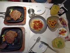 -牛扒先生·厚切雪花牛扒西餐厅(北京路禺山路店)