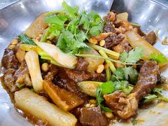 黑椒汁焖牛坑腩-水磨农庄