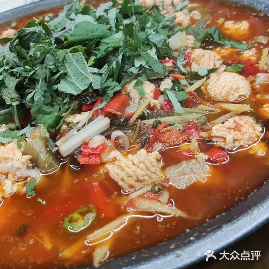 川婆婆鲜椒鱼蛋·仔姜鲜椒馆(学苑街店)