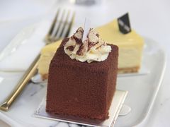 -UNI UNI(环亚凯瑟琳店)