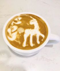 -北京七彩云南翡翠珠宝旗舰店(月坛店)