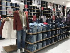 -优衣库(上海正大广场店)