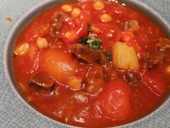 番茄鹰嘴炖牛肉-耶里夏丽·丝路新疆菜·清真食品(徐汇南丹东路臻选店)