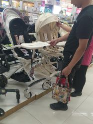 -孩子王(江南万达店)