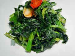 -滩外滩·本帮江浙菜(新天地店)