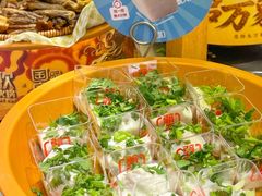 -龍歌自助小火锅(市南金茂湾店)