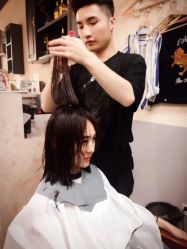 短发-茶发Salon·烫发染发理发