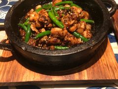 酱爆石锅蛙-绿茶餐厅(王府井永宁门店)