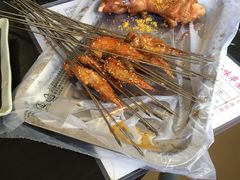 -喝丢一只鞋海鲜烧烤·海肠捞饭(文体街店)