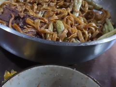 -内蒙焖面大盆骨餐馆(山大路店)