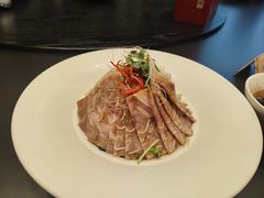 -艳阳天民俗村(公园路店)