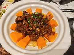 -艳阳天民俗村(公园路店)