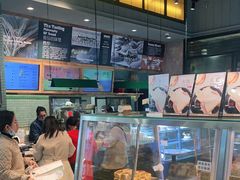 面包甜点陈列柜-东哥面包(江宁大润发店)