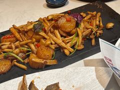 -荟廷·晶萃(陆家嘴尚悦湾店)