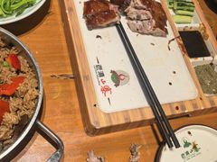 -老滇山寨•云南特色菜•地方菜•民族风情歌舞表演(金碧店)