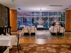 -圣丰索菲特·法国餐厅