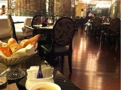 -圣丰索菲特·2 On 988 Café 自助餐厅