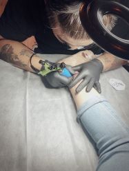 -椿树下·Tattoo纹身工作室