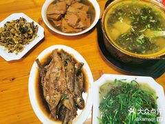 -山里人家土菜馆(茅山店)