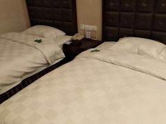 -益阳华天大酒店