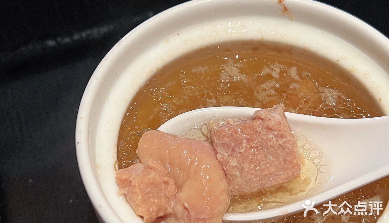 一家可以在清吧里喝鸡汤的店！！🤩