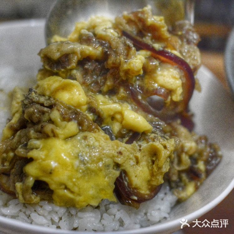 盐 Tips:鸡蛋加点牛奶可以更嫩