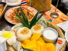 -小小集渔·泰式大排档(太古里香槟店)