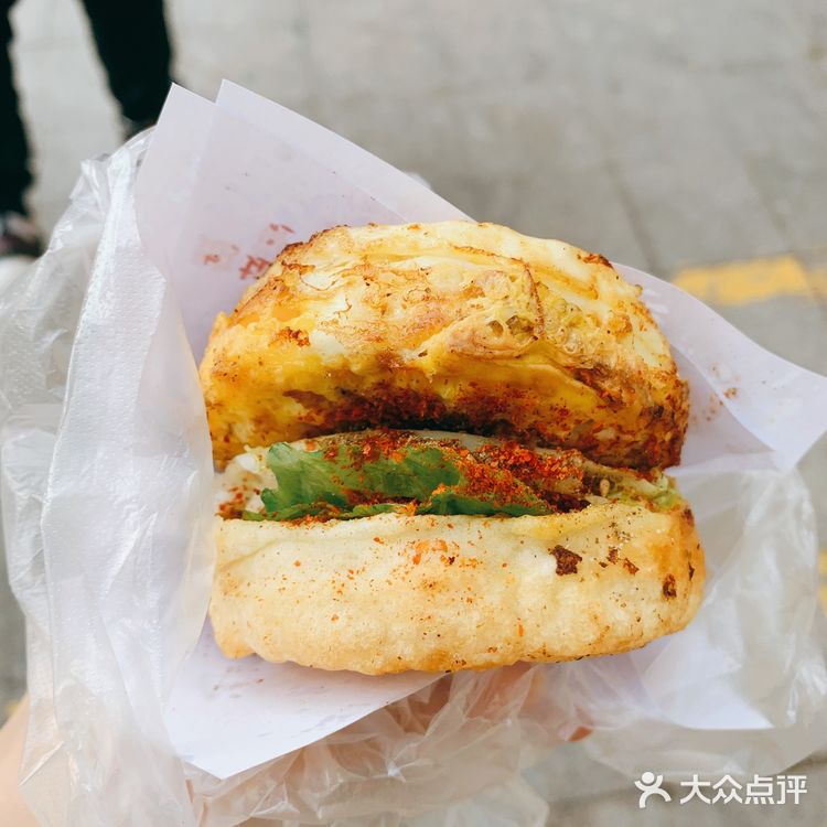 老光彩的鸡蛋汉堡～