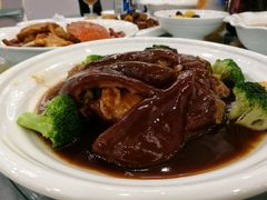 红烧圆蹄-爱玛宫·家宴