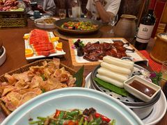 -老滇山寨•云南特色菜•地方菜•民族风情歌舞表演(金碧店)