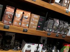 零售区-星巴克(天津五大道店)