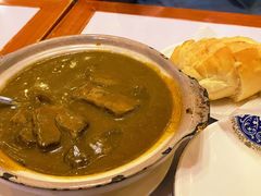 葡式咖喱崩沙牛腩-番茄屋葡式美食(总店)