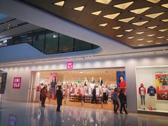 -优衣库(太原龙湖万达广场店)