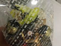 -VENCHI 闻绮(北京国贸商城店)