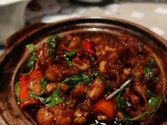 三杯牛蛙-穹六人间 people 6(岳阳路店)
