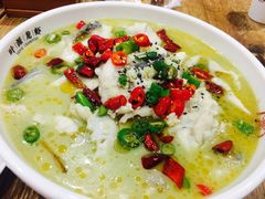 酸菜鱼-叶派龙虾•招牌香辣蟹·海鲜(中海国际店)