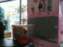 -林记开心动物奶油生日蛋糕(凤凰城店)