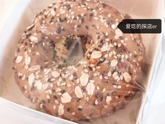 手撕猪颈肉贝果-喜茶(振华商厦店)