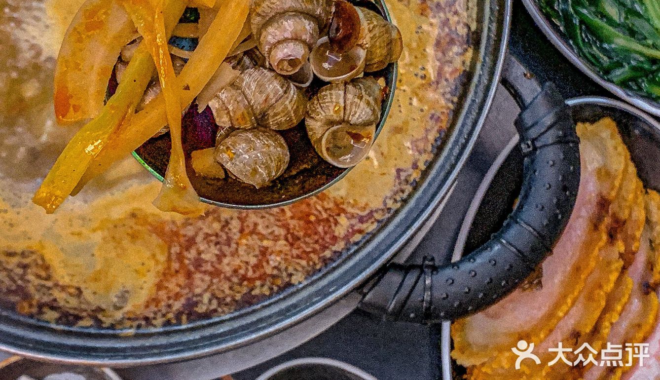 足足臭了三天三夜的螺狮粉火锅也太好吃了吧[色]